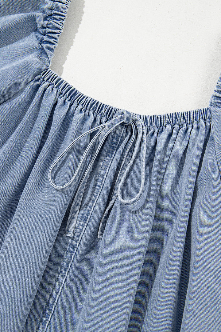 Robe babydoll en jean à manches bouffantes et col carré