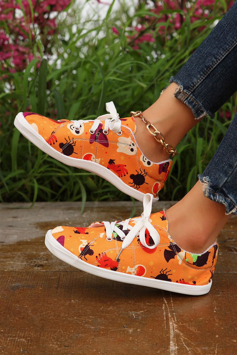 Halloween Pumpkin Ghost Print Lace-up Flat Shoes
