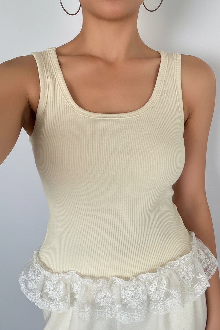 Chic Beige Ribbed Knit Sweet Lace Hem Vest