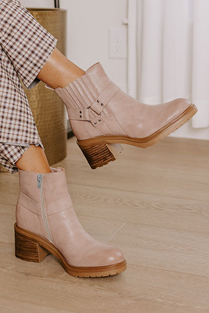 Bottines à talons épais avec fermeture éclair et anneaux