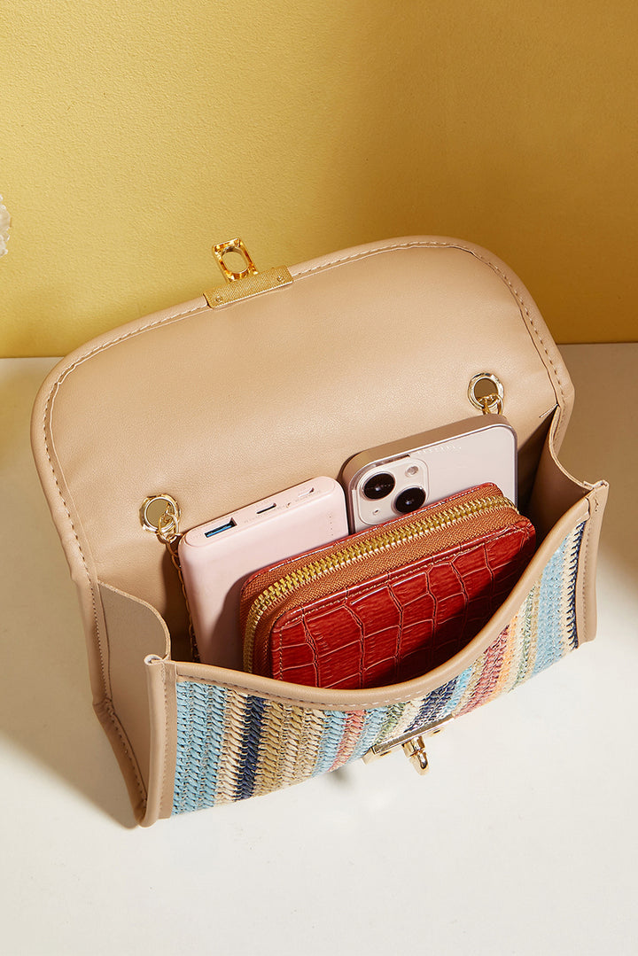 Sac à bandoulière simple à rabat en crochet rayé