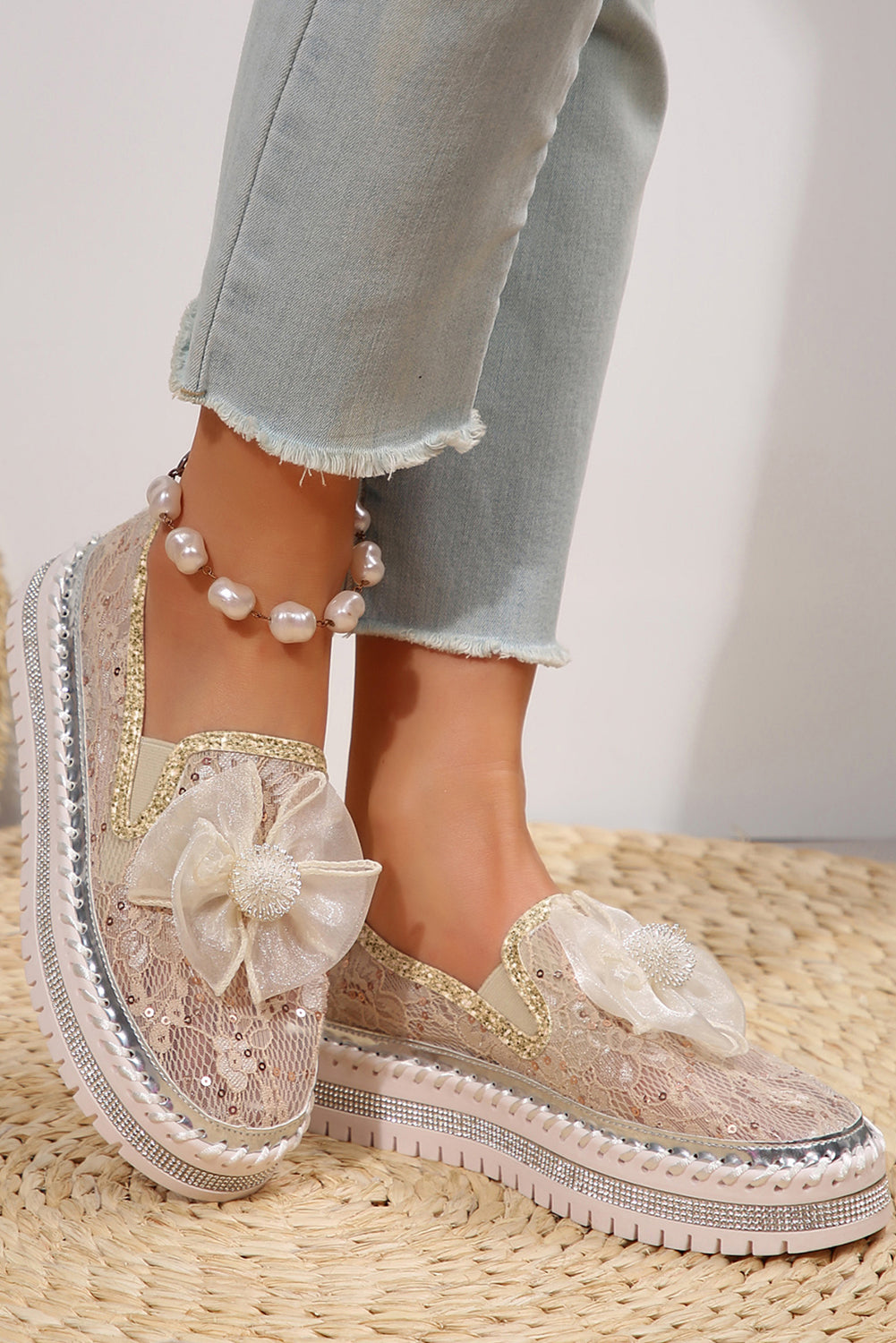 Atmungsaktive Loafer mit glänzender Schleife und Spitze
