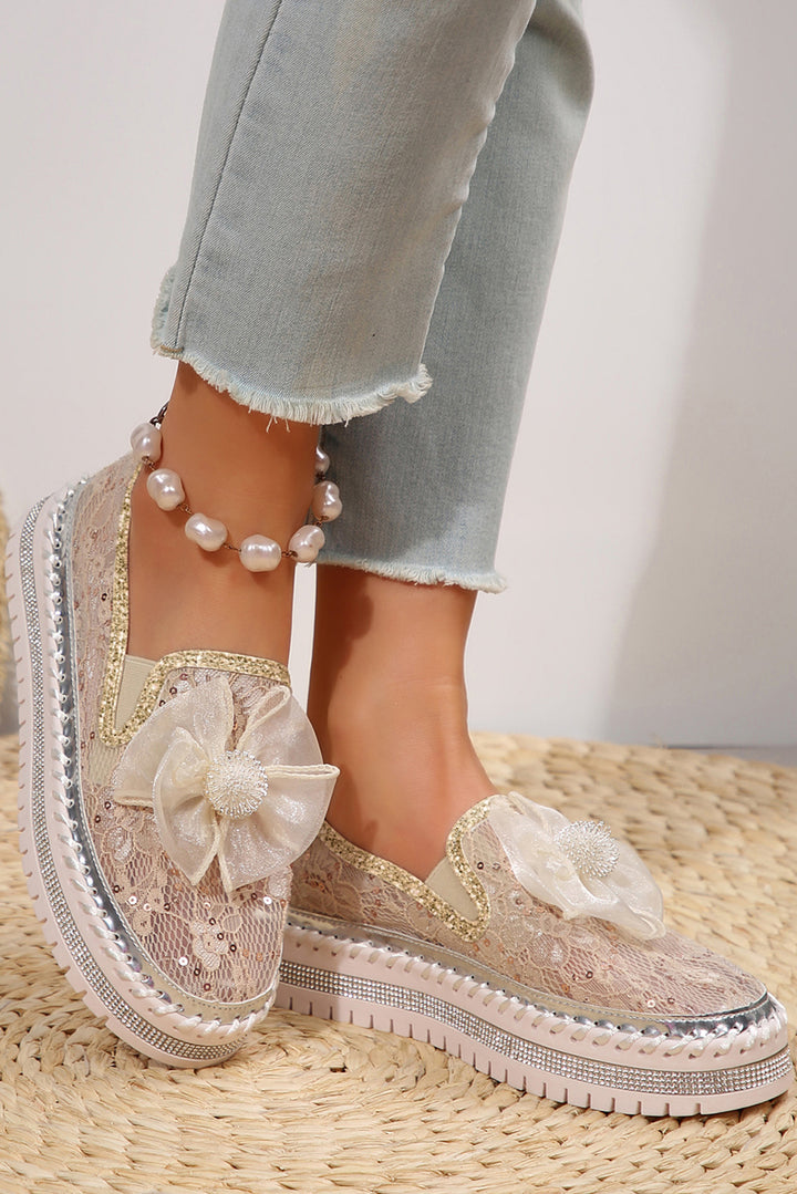 Atmungsaktive Loafer mit glänzender Schleife und Spitze