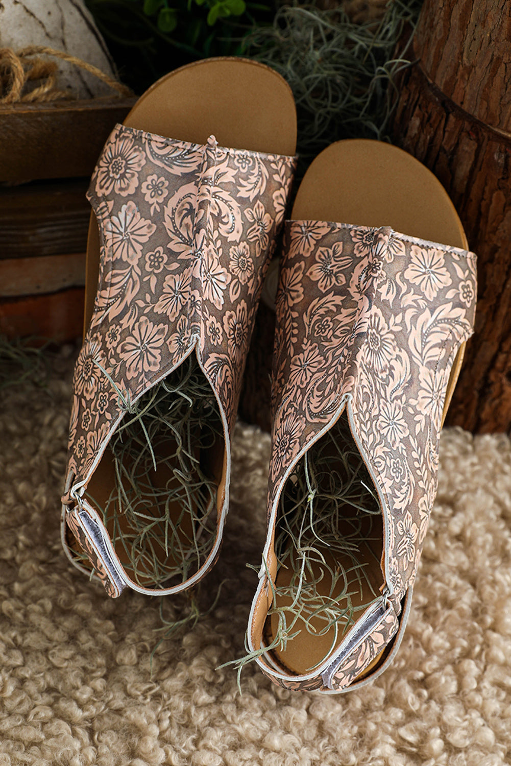 Vintage Floral Leather Rivet Hollowed Platform Sandals