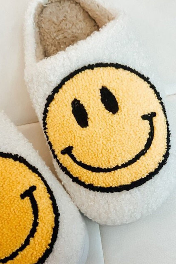Chaussons antidérapants en peluche à imprimé visage souriant