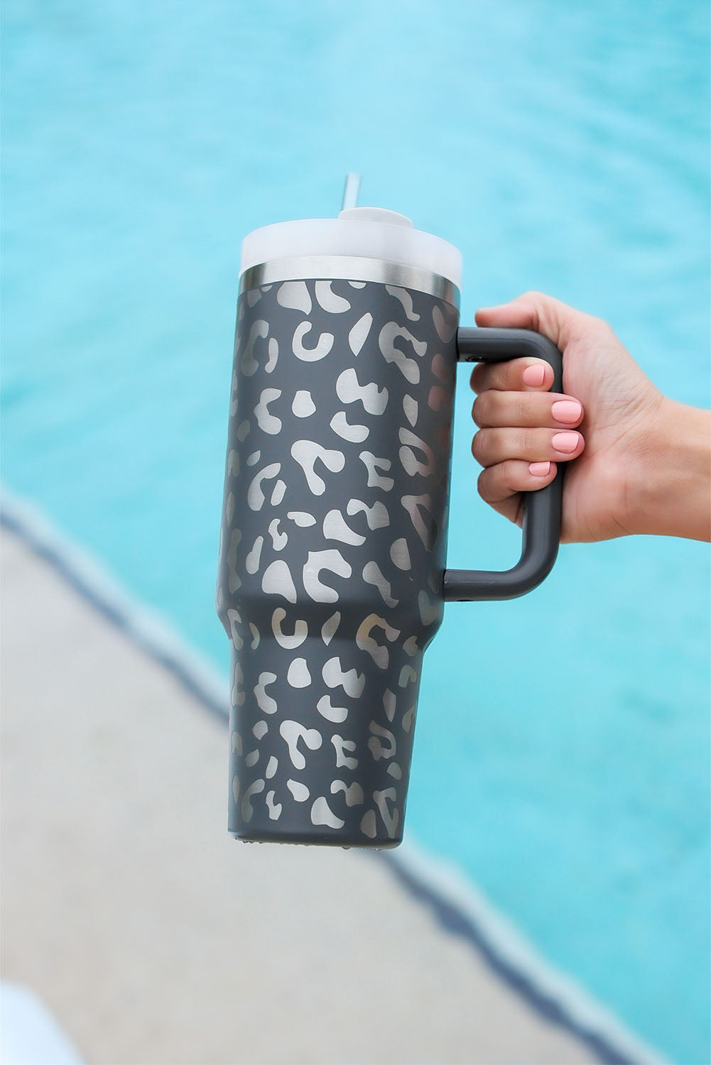 Tasse portable en acier inoxydable à imprimé léopard 40 oz avec poignée