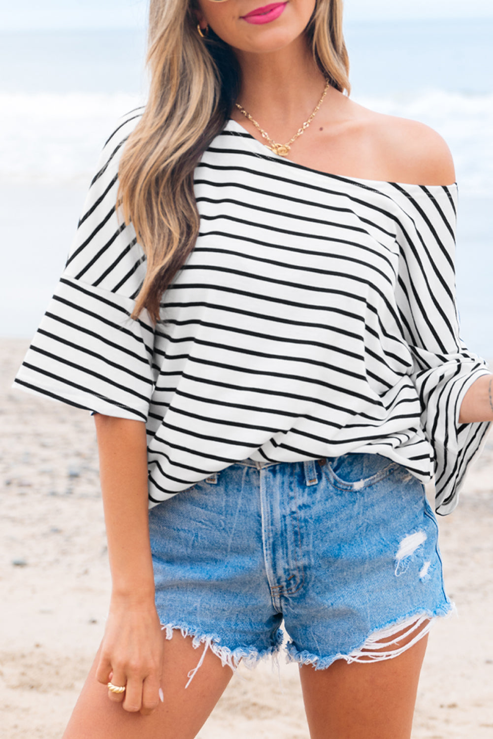half sleeve scoop neck loose top