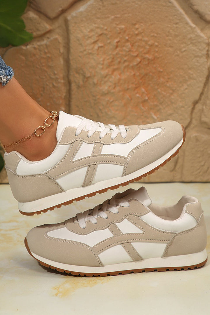 Schnür-Sneakers aus PU-Leder in Farbblock-Optik