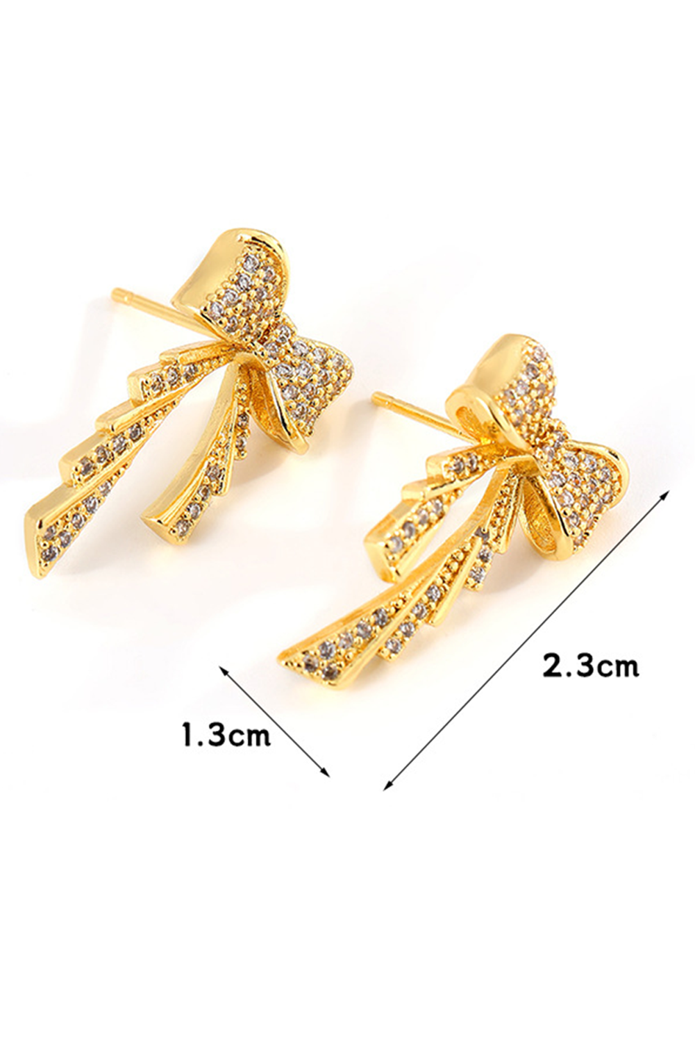 Boucles d'oreilles à tige plaquées avec nœud en strass