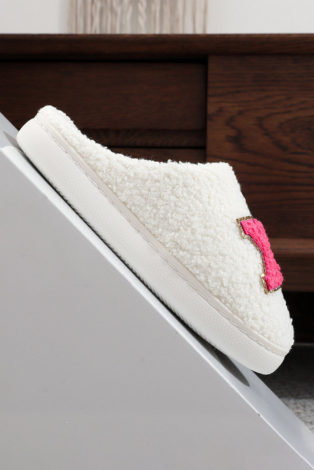 XO XO Glitter Trim Letter Patched Plush House Slippers