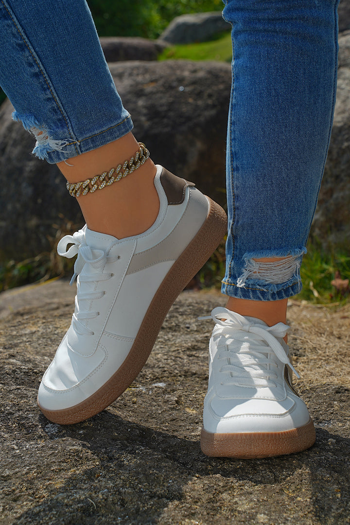 Schnür-Sneakers aus PU-Leder mit Farbkontrast