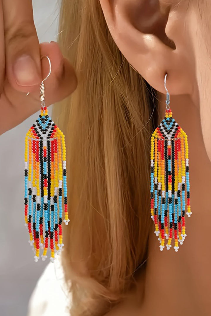 Boucle d'oreille à crochet et pompon en perles de riz occidentales