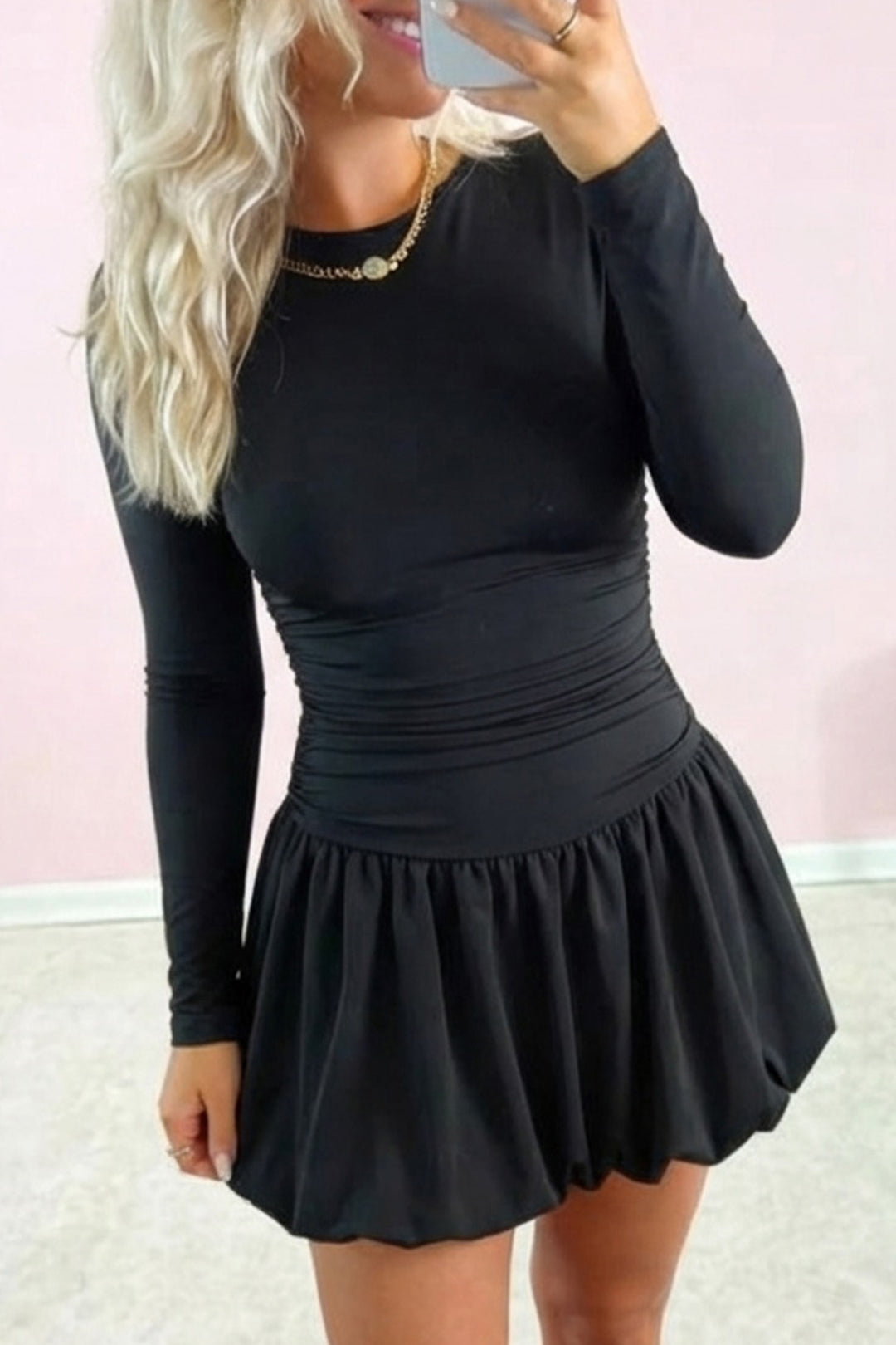 Black Solid Color Long Sleeve Bubble Hem Short Dress