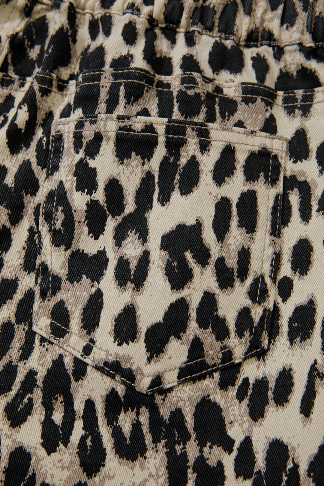 Brown Retro Leopard Print Lace-up Elastic Waistband Mid Rise Denim Shorts