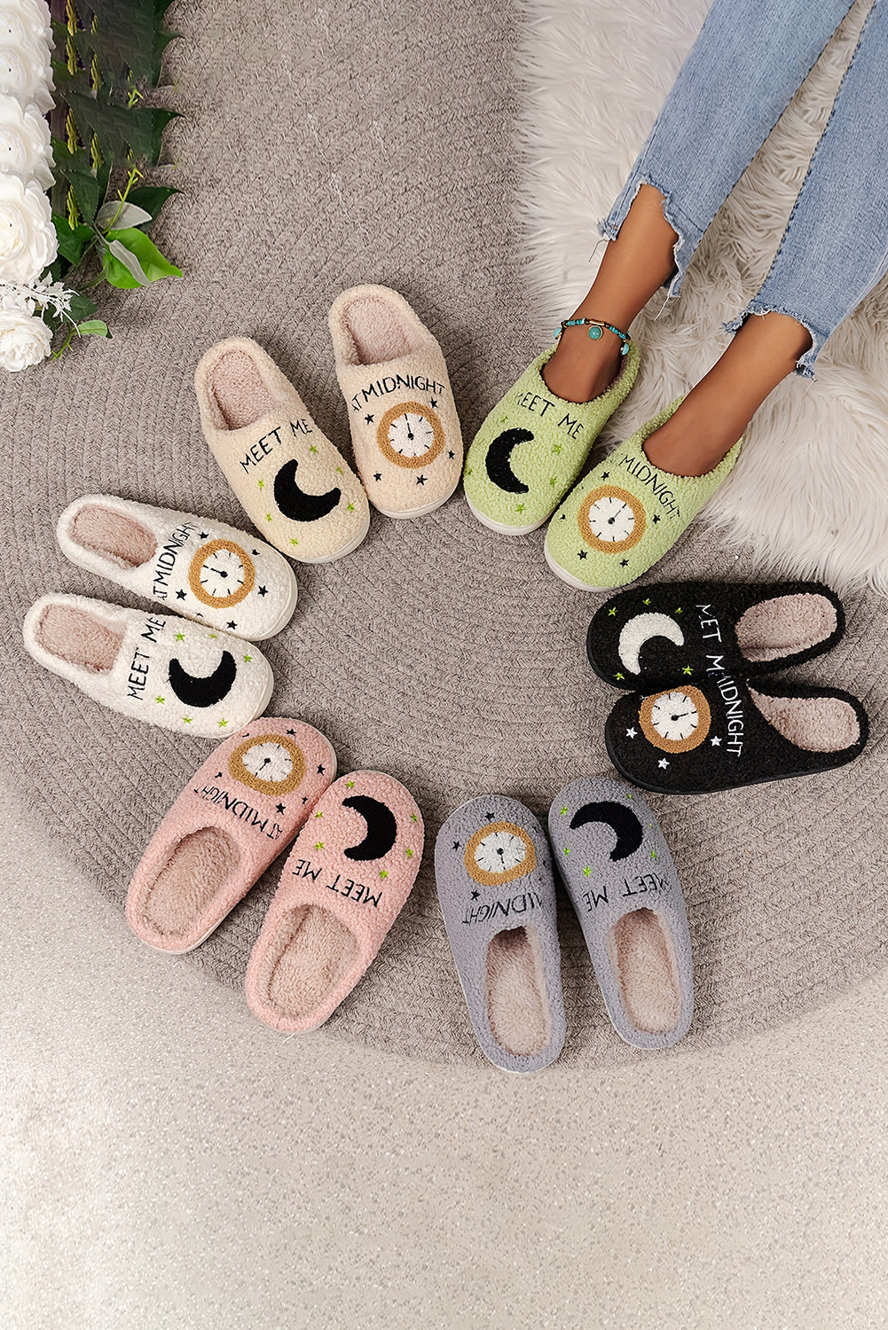 Moon & Clock Pattern Fuzzy Home Slippers