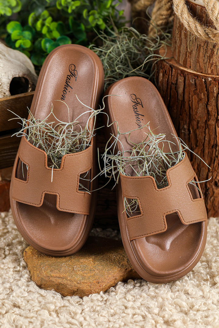 Chaussons à plateforme à bout ouvert et découpes (taille petit, taille au-dessus) 