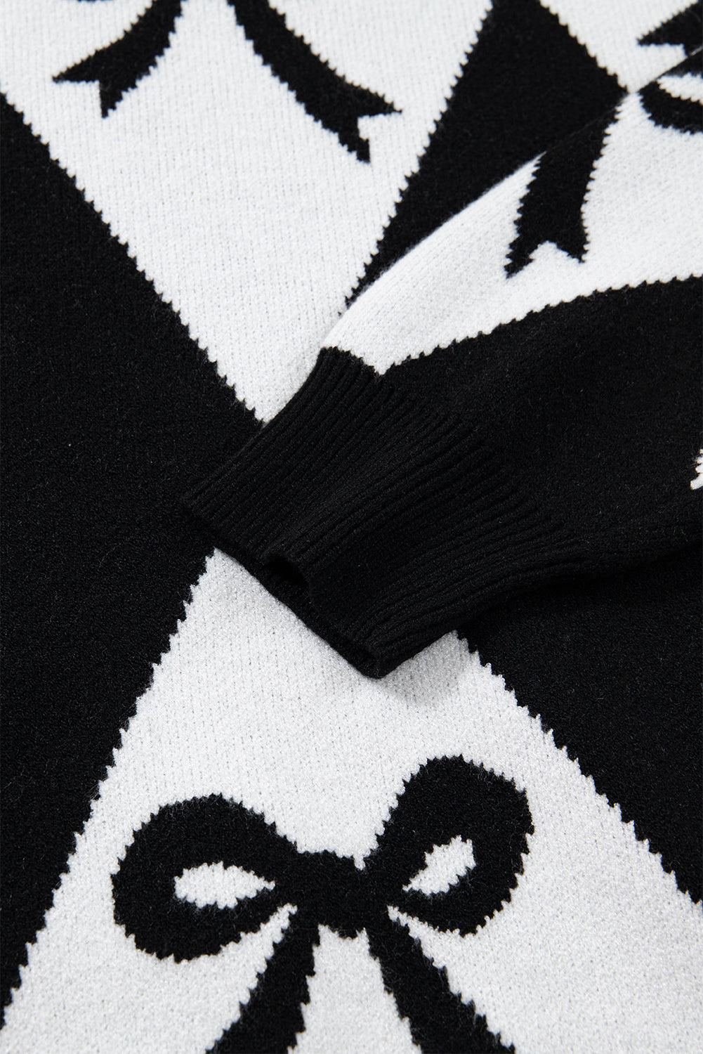 Bow Print 2-tone Rhombus Knit Loose Sweater