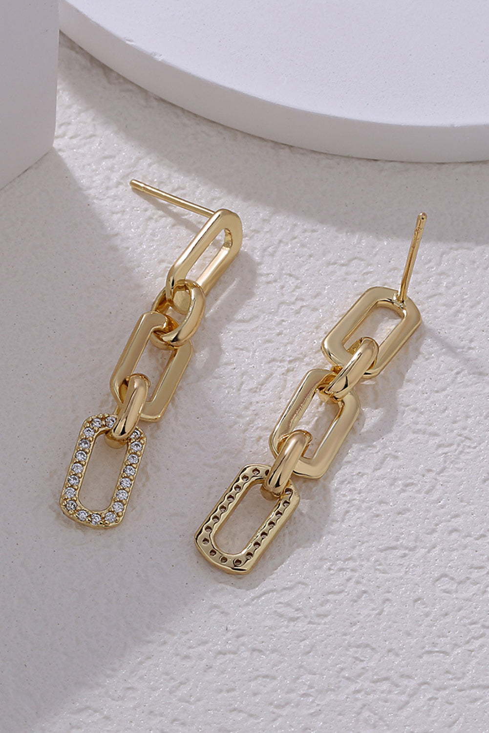 Boucles d'oreilles à tige en strass avec maillons de chaîne