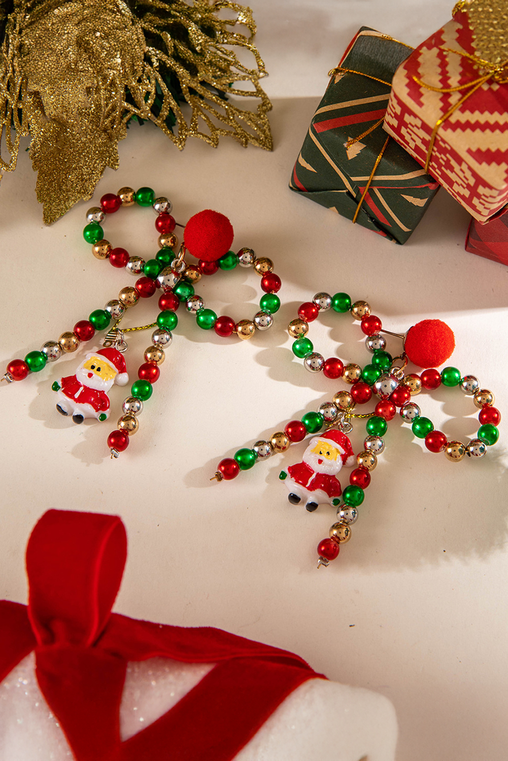 Weihnachtsmann-Anhänger Perlen-Schleifenknoten-Ohrstecker