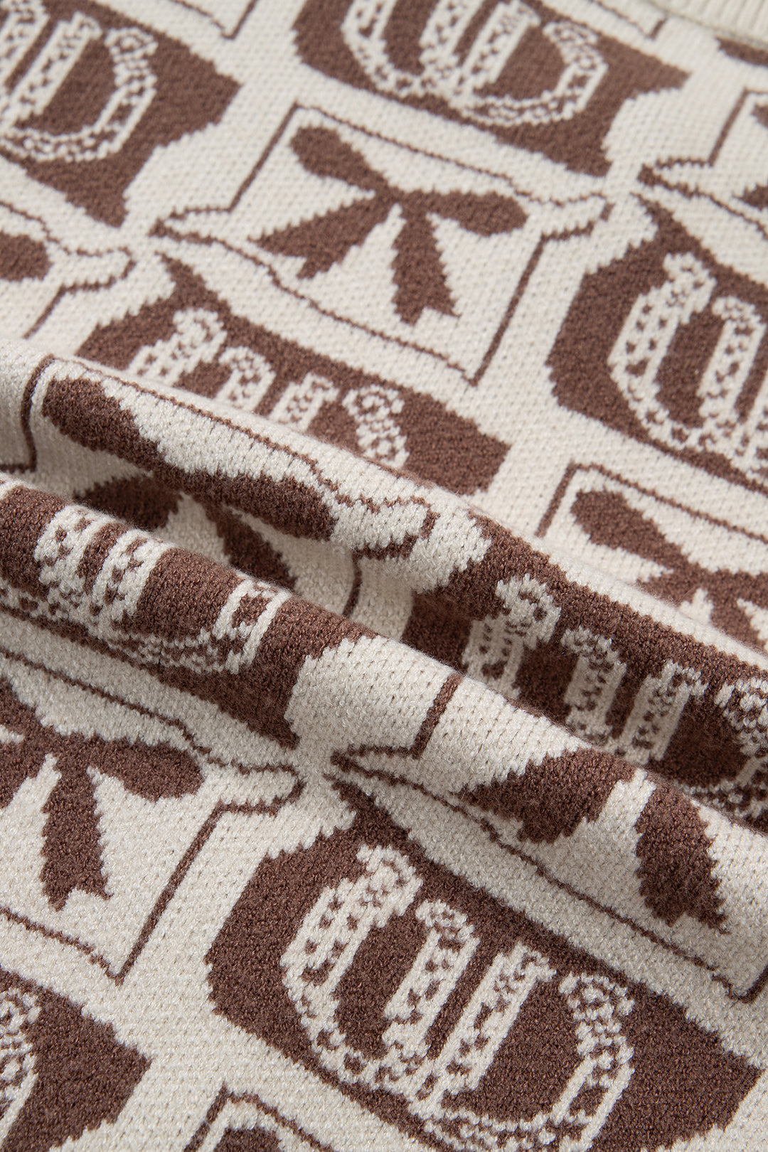 Brown Western Horseshoe Bow Pattern Sleeveless Knit Sweater