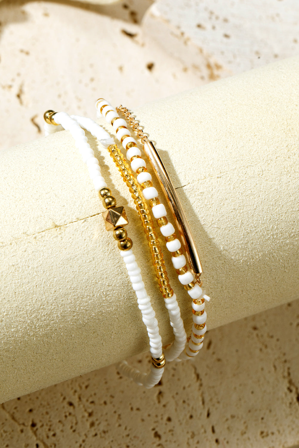 Ensemble de bracelets multicouches à petites perles