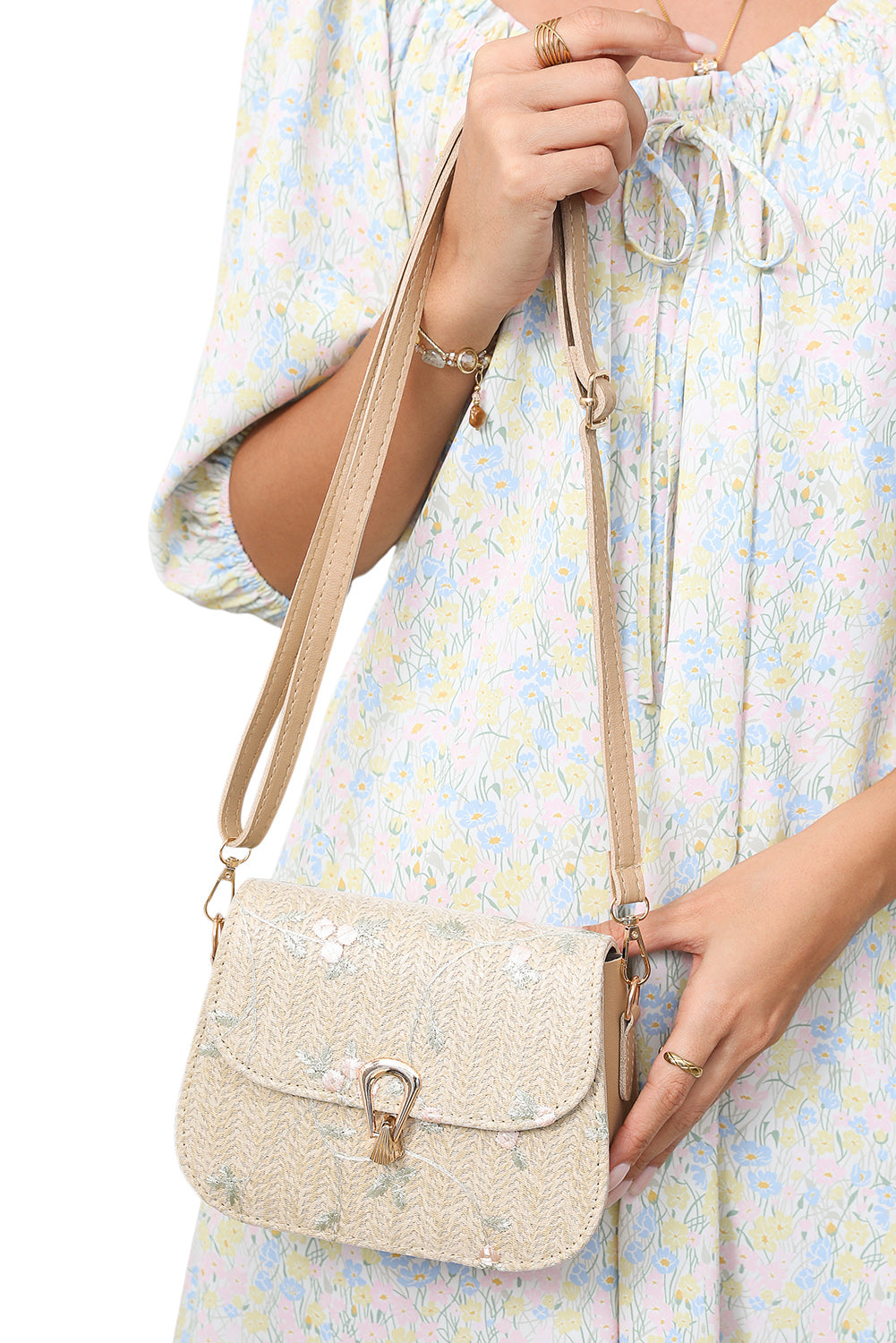 Delicate Weave Detail One Shoulder Bag