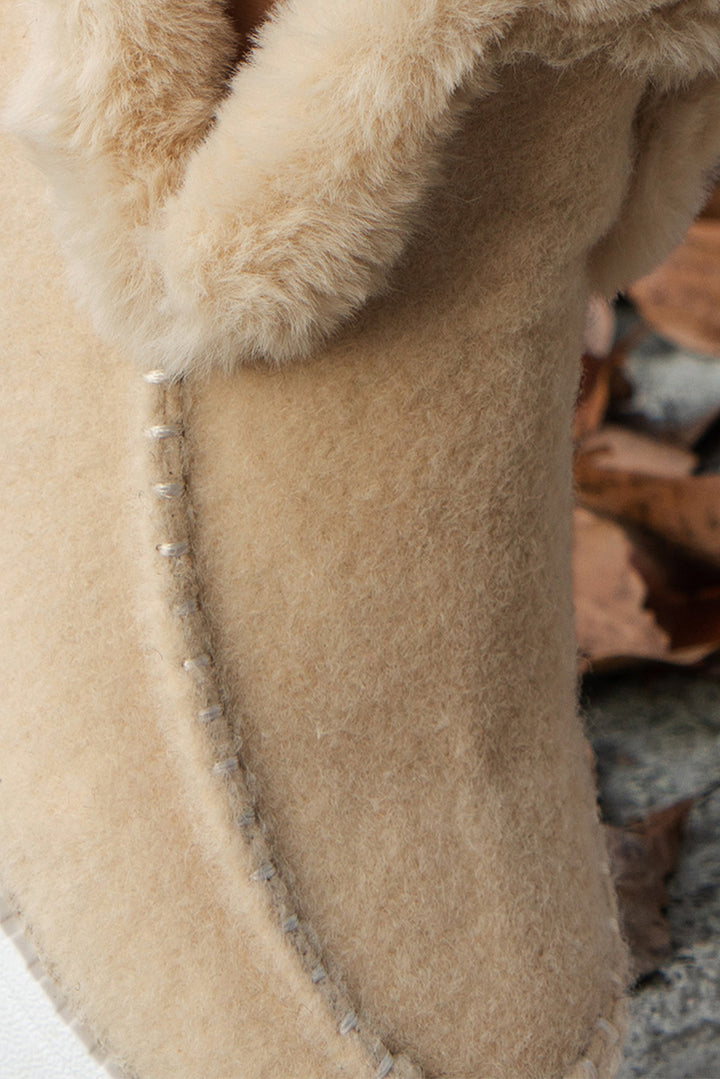 Wildleder-Fußkettchenstiefel mit Patchwork-Nähten und Plüschfutter