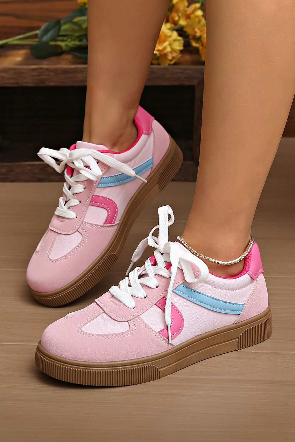 Color Block PU Leather Patchwork Lace Up Flat Shoes
