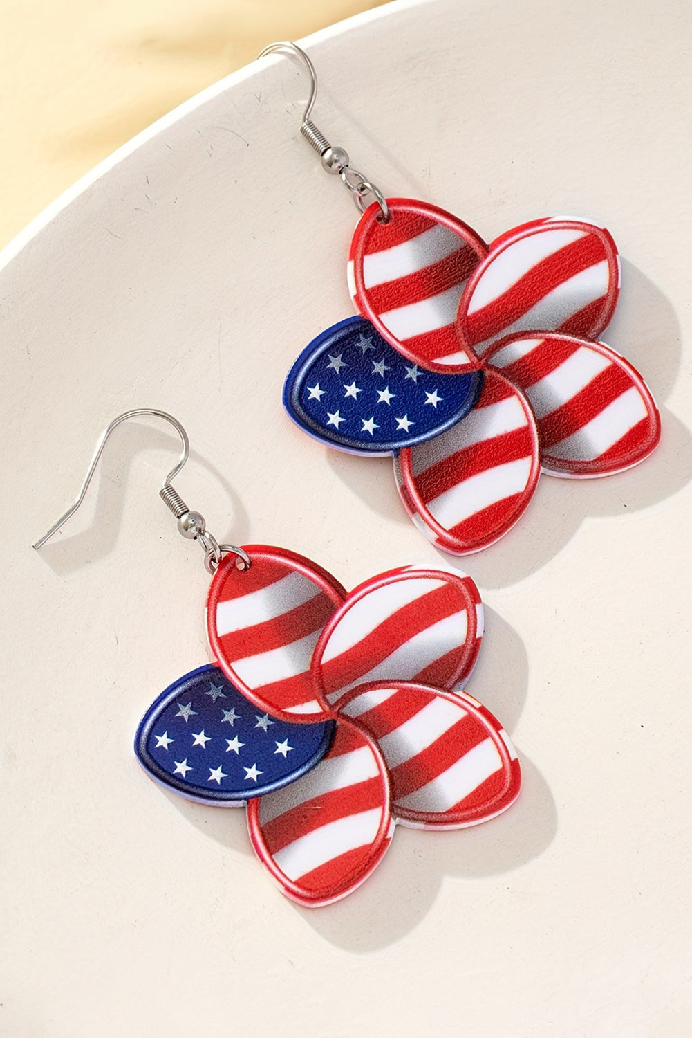 Boucles d'oreilles crochet en forme de fleur imprimées du drapeau américain