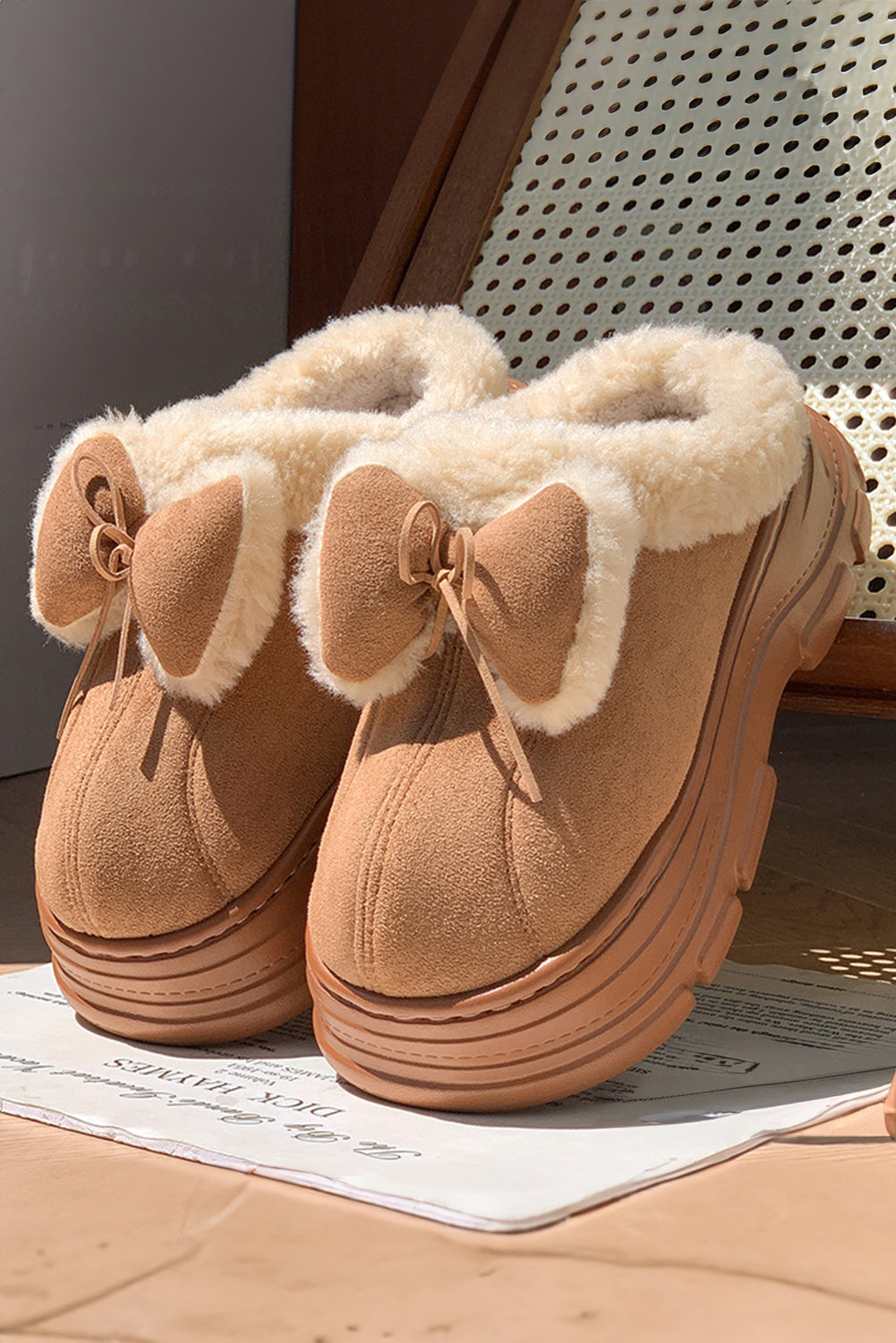 Cozy Faux Fur Lined Bow Decor Clog Slippers