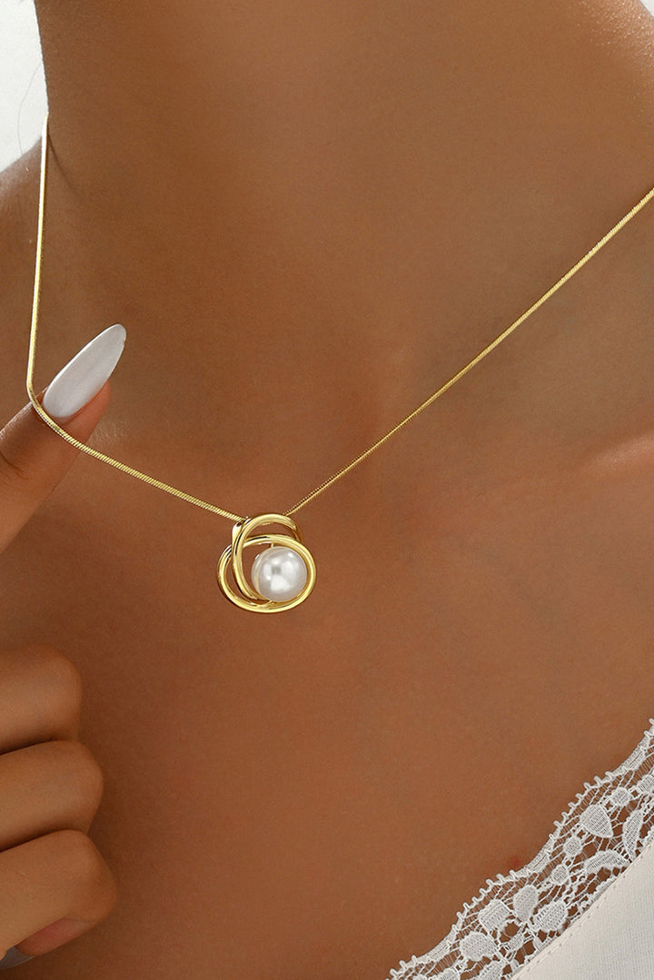 Minimalist Pearl Decor Plated Alloy Pendant Necklace
