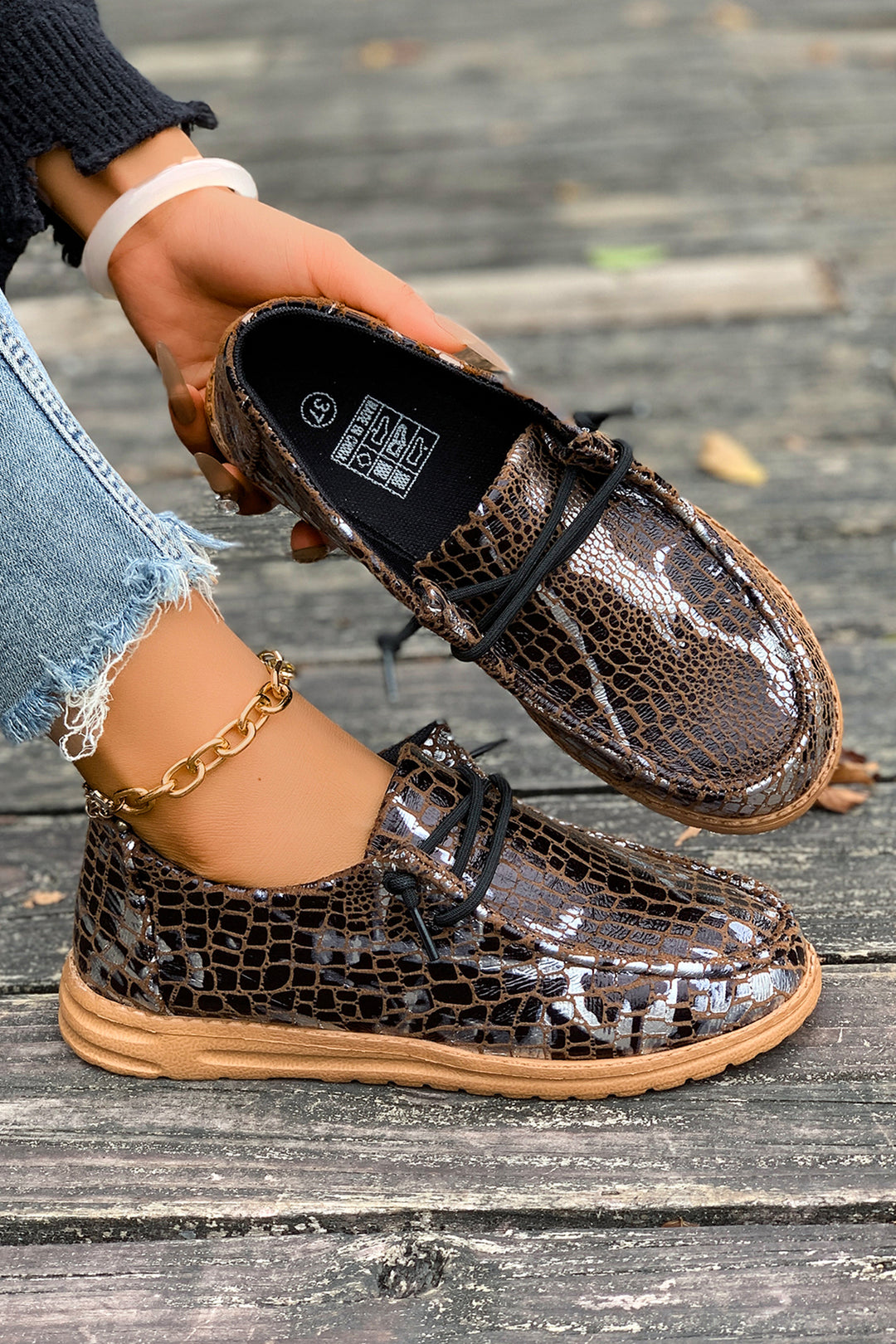 Sleek Snake Skin Print Lace-up Detail Comfort Loafer Shoes