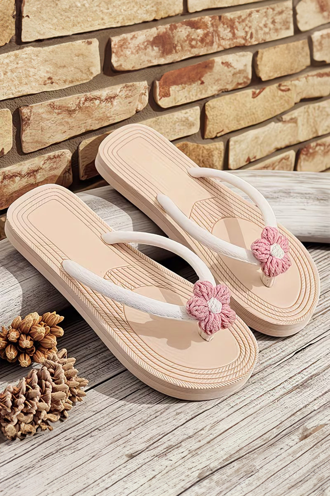 Corded Flower Vacation Casual Flip Flops