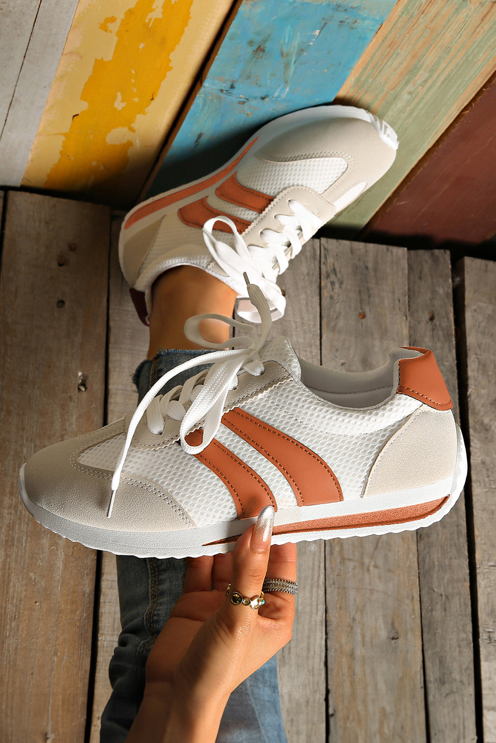 Color Block Patchwork Breathable Lace-up Sneakers