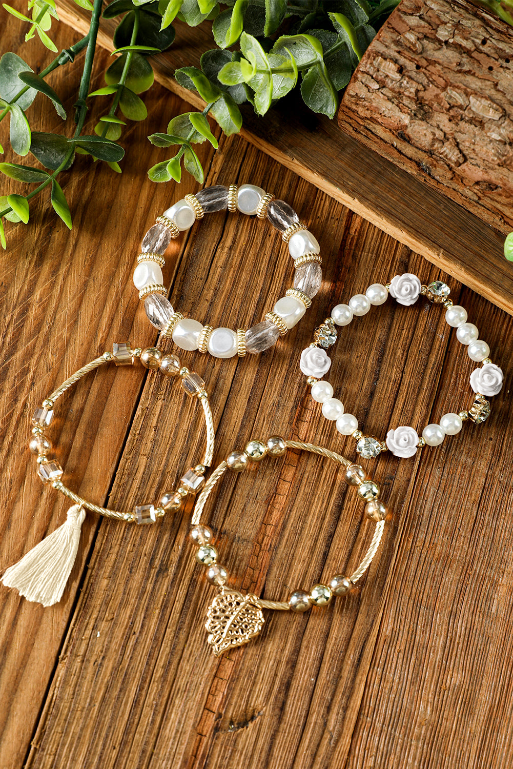 Böhmisches Lagenarmband mit Strassperlen und Fransen