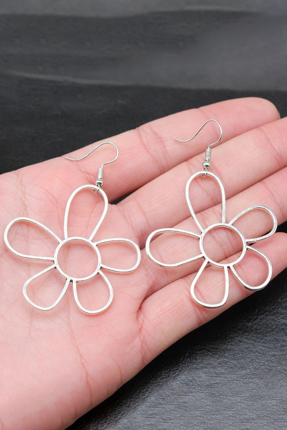 Boucles d'oreilles crochet en alliage à fleurs creuses