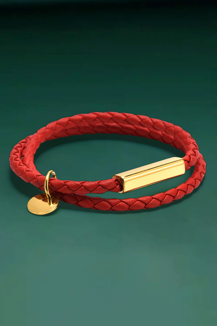 Geflochtenes Armband aus PU-Leder mit Metalldekor