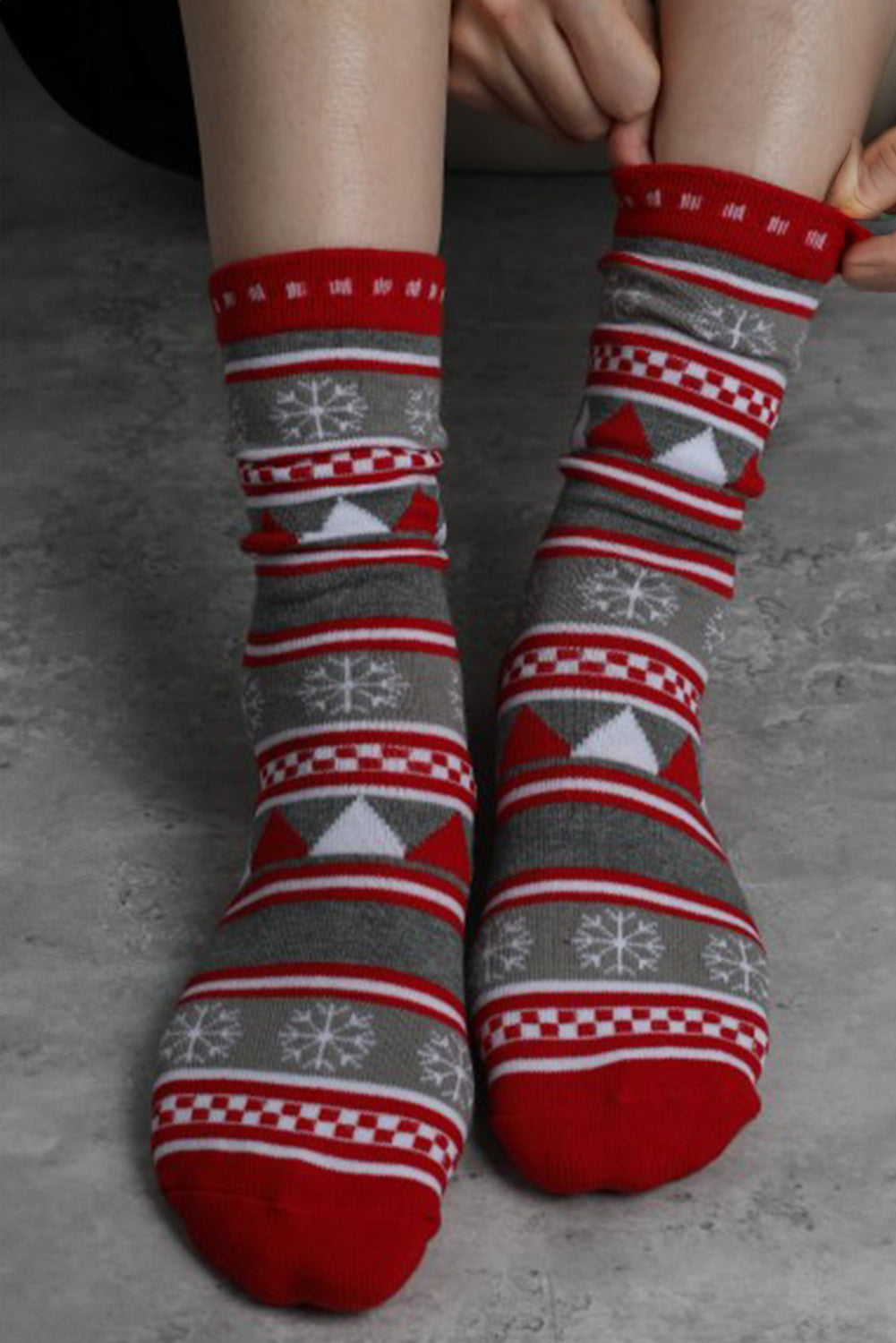 Crew-Socken mit weihnachtlichem geometrischem Schneeflocken-Print