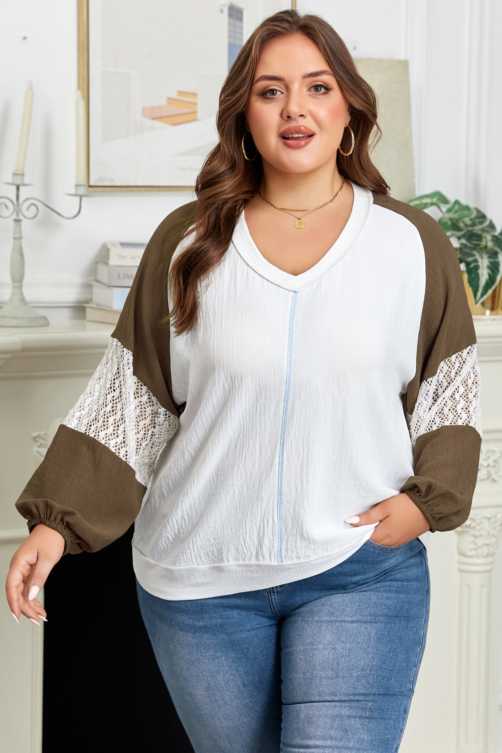 Green Colorblock Lace Patchwork Balloon Sleeve V Neck Plus Size Blouse