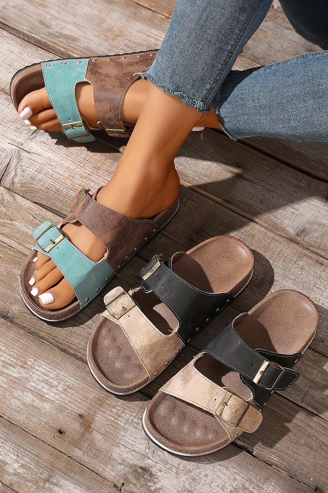 Two-tone Retro Buckle Straps Hollowed Faux Suede Slippers