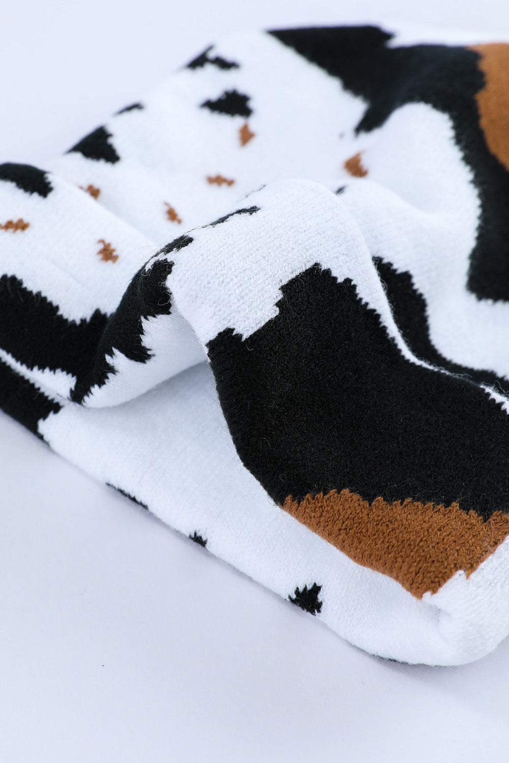 Warme Beanie-Mütze mit Kuhflecken-Print
