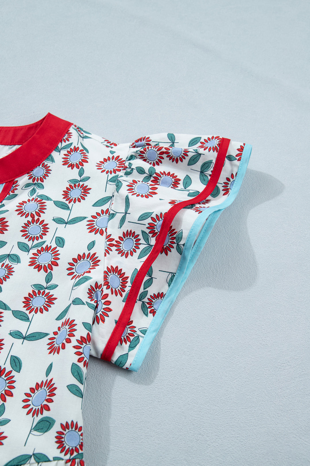 Red Sunflower Printed Contrast Trim V Neck Flutter Sleeve Blouse