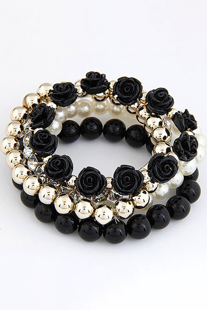 Mehrlagiges Armband-Set mit Blumen-Strassperlen