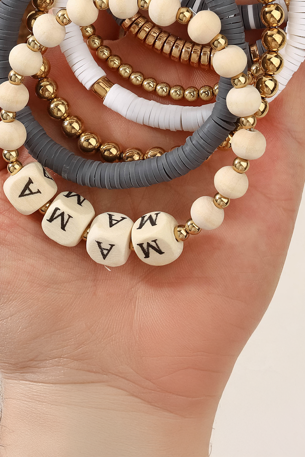 MAMA Perlenarmband mit mehreren Lagen