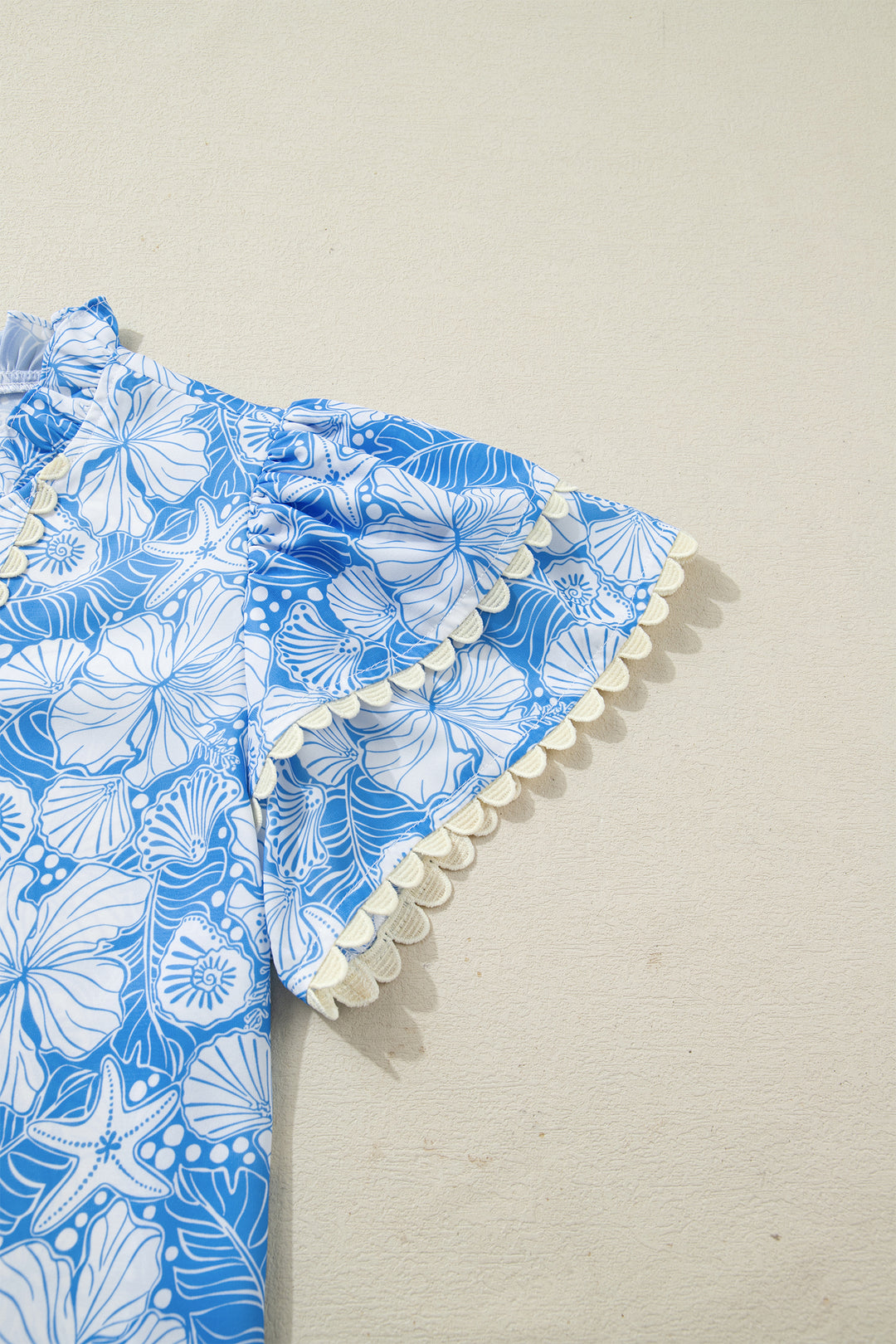 Sky Blue Oceanic Floral Print Scalloped Trim V Neck Short Sleeve Blouse