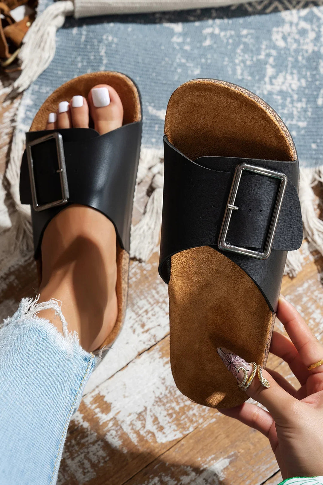 Retro Geometric Print Buckle Strap Flat Slippers