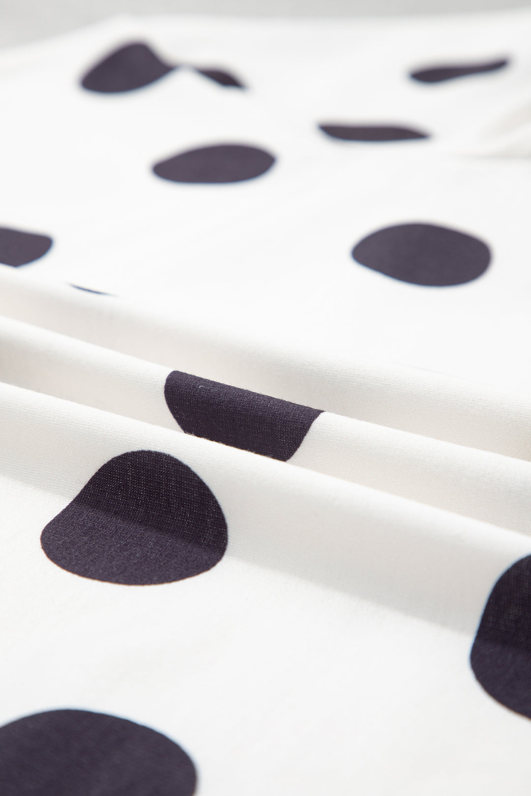 Beige Casual Polka Dot Round Neck Pullover Sweatshirt