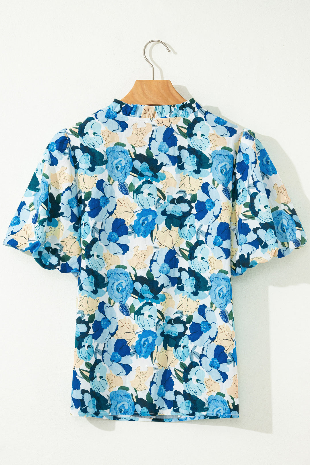 Floral Print Short Puff Sleeve V Neck Blouse
