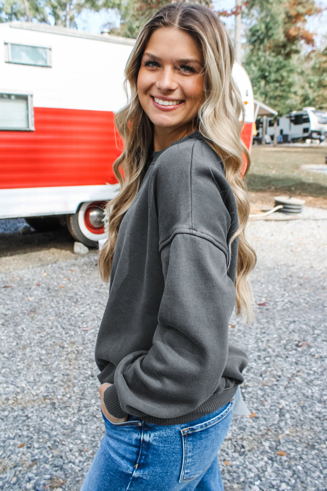 Medium Grey Solid Round Neck Long Sleeve Ribbed Cuff Loose Sweatshirt
