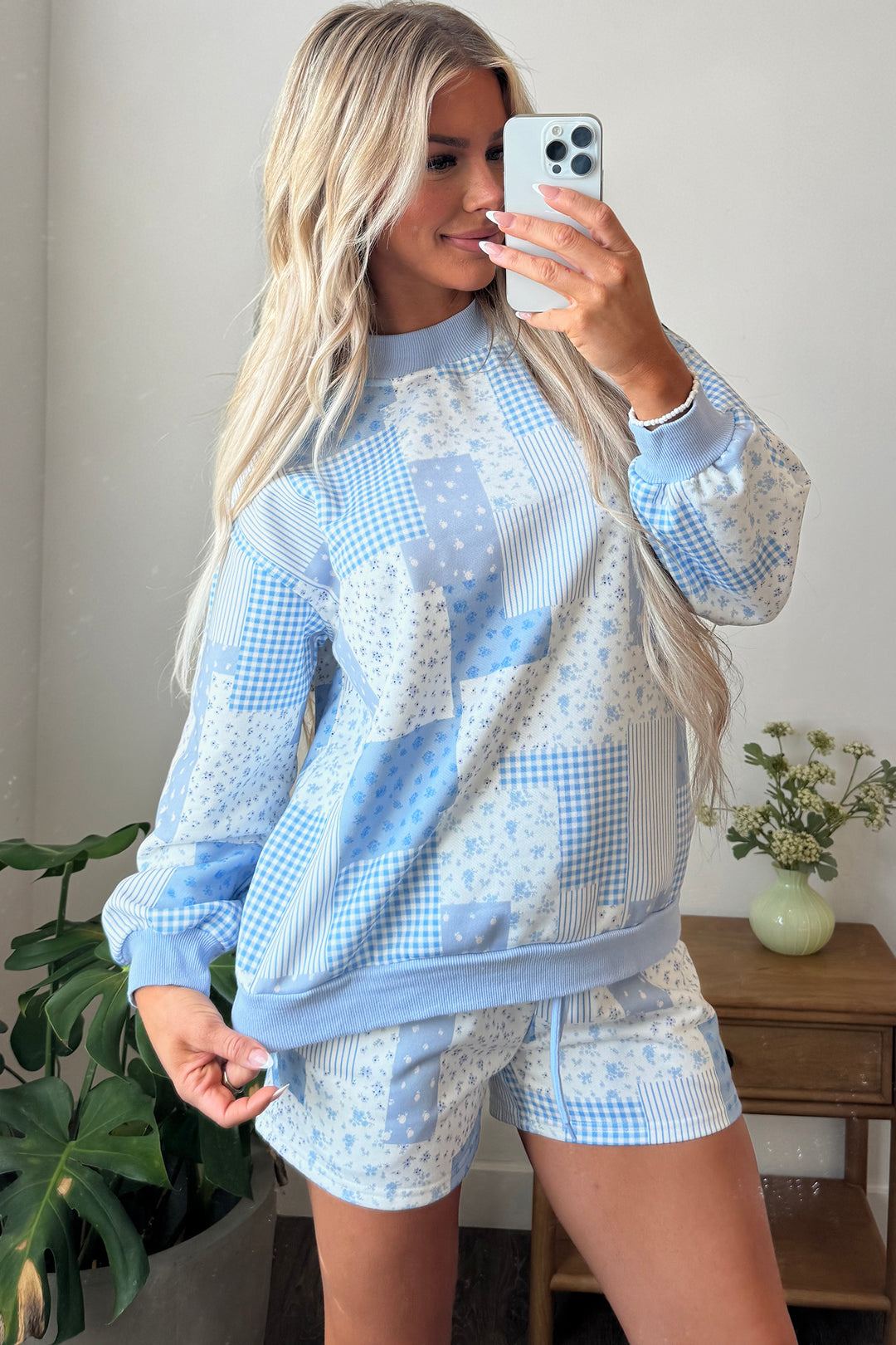 Sky Blue Patchwork Floral Print Drop Shoulder Baggy Pullover Drawstring Shorts Set